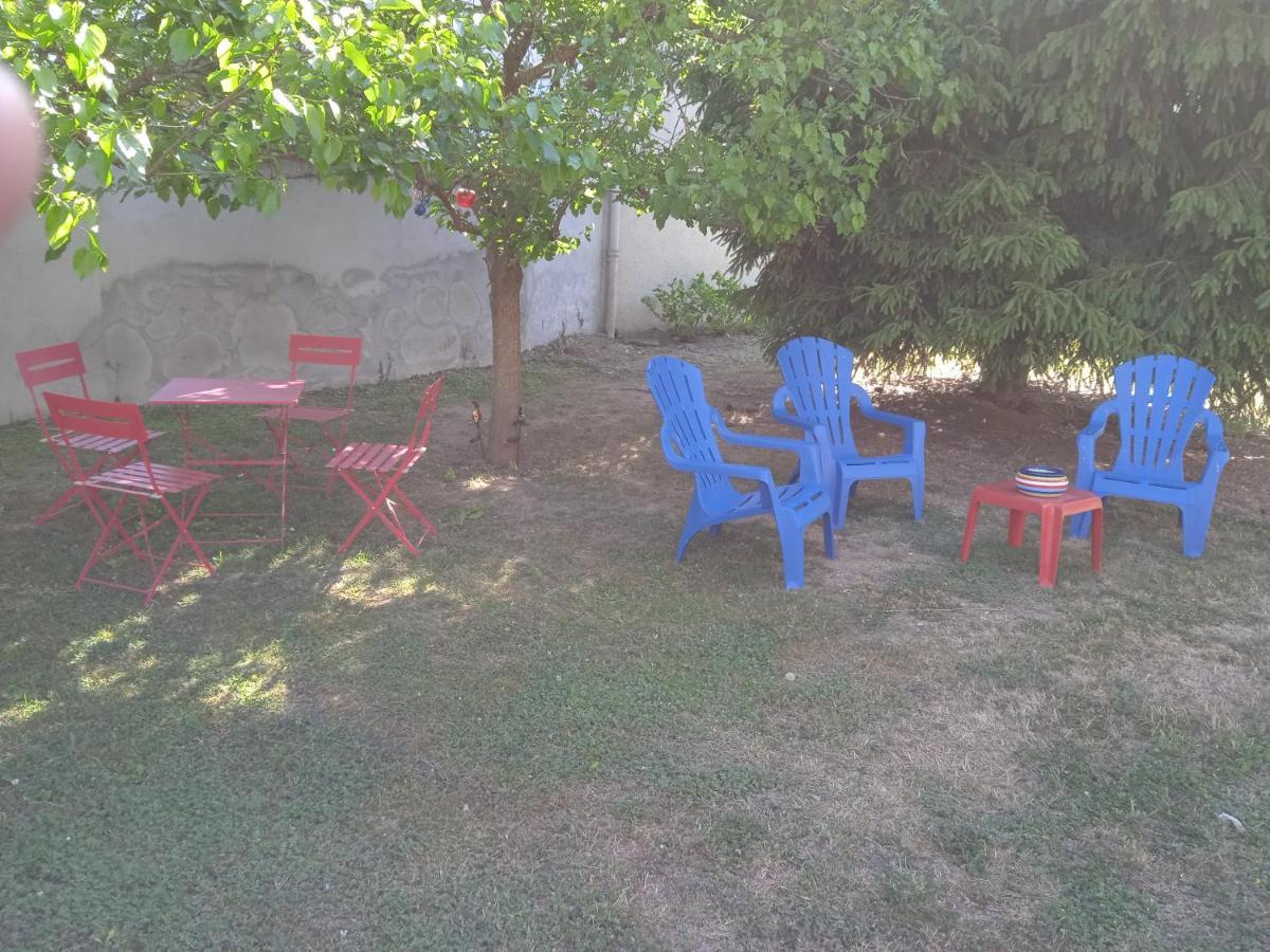 Chambres Des Arrys Bas-en-Basset Bagian luar foto