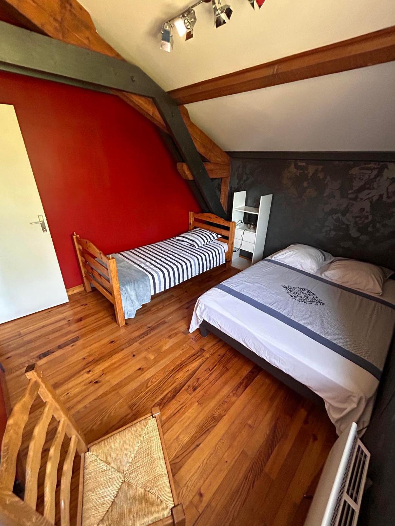 Chambres Des Arrys Bas-en-Basset Bagian luar foto